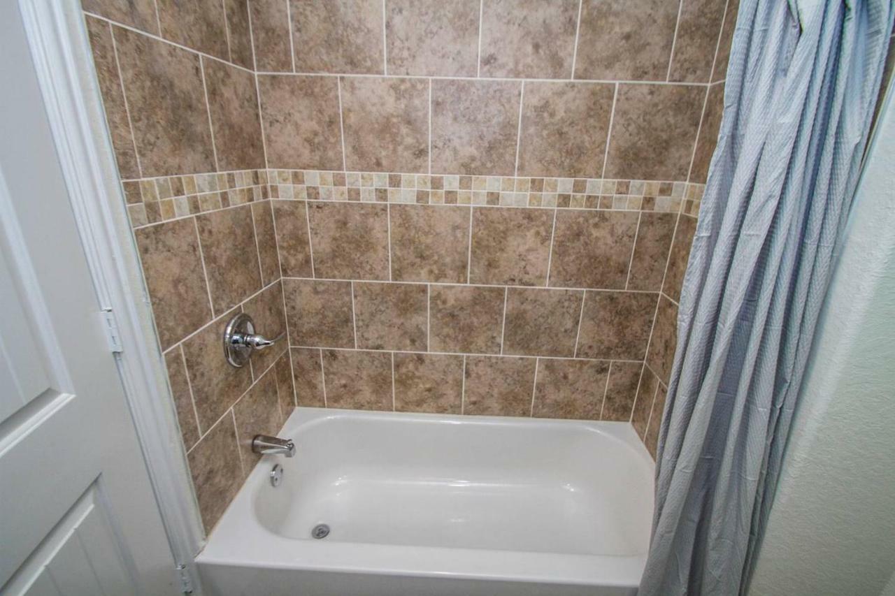 サンアントニオHays St Cozy Remodeled 2Br/2Ba House Sleeps 8アパートメント エクステリア 写真