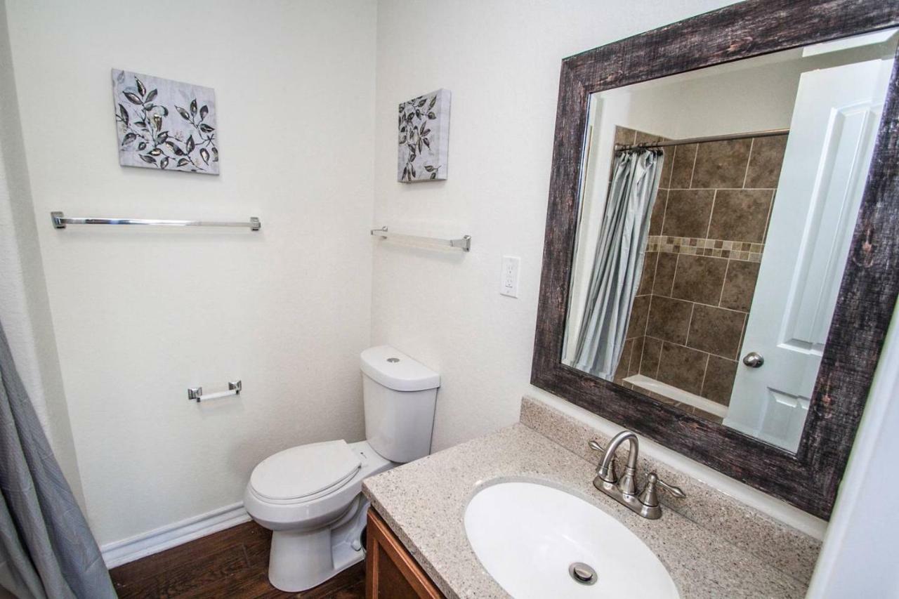 サンアントニオHays St Cozy Remodeled 2Br/2Ba House Sleeps 8アパートメント エクステリア 写真